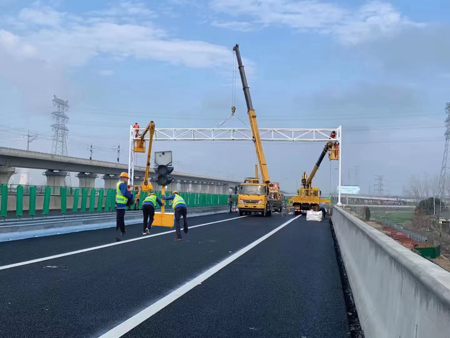 高速龙门架